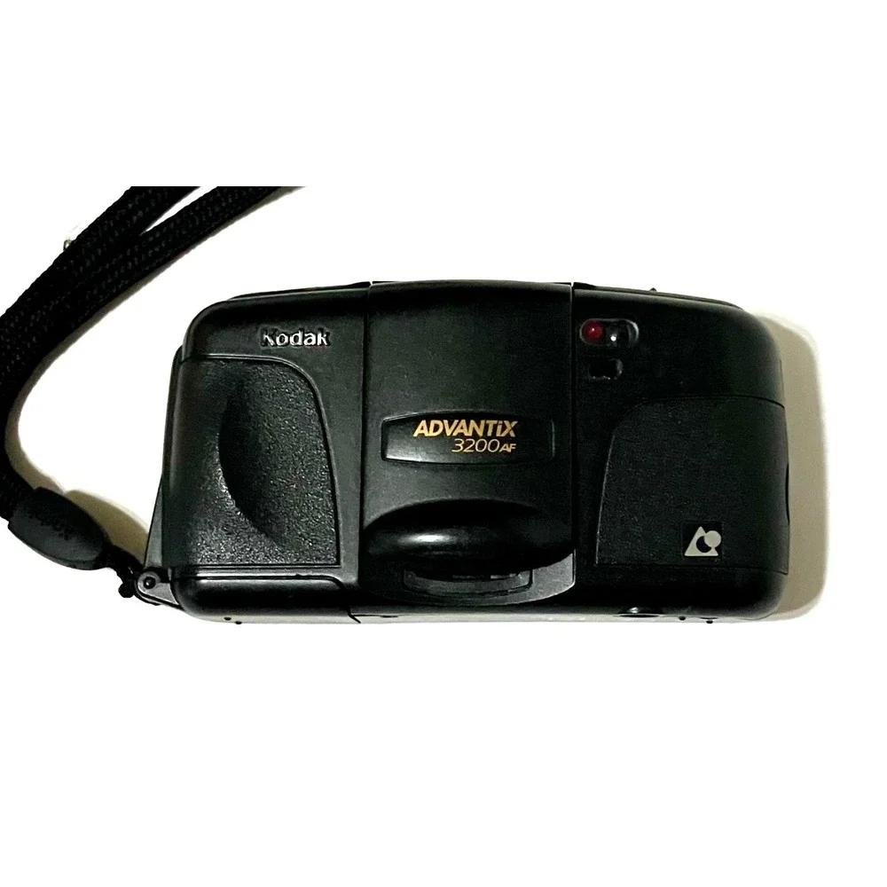 Kodak Advantix 3200AF 25mm Black Film Camera w/ Built In Flash 